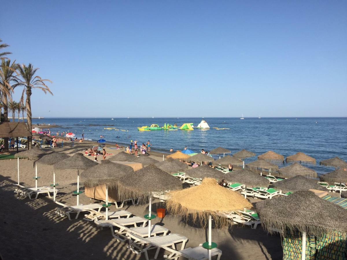 Luxury Beachfront Apartment In Benalmadena Costa Экстерьер фото